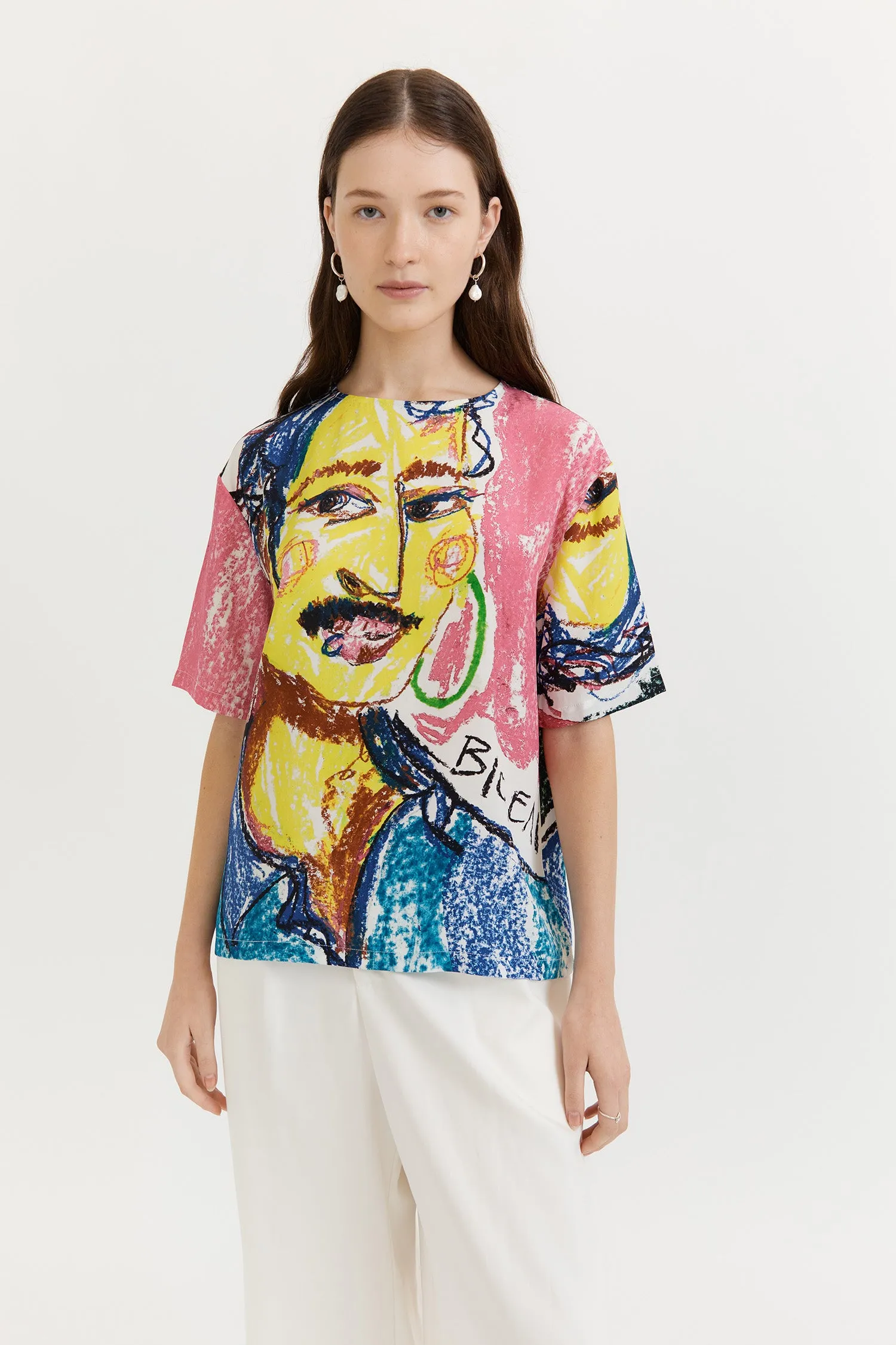 GINO BIAS CUT T-SHIRT - FACE PRINT